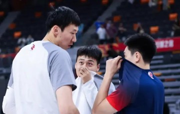 北京丢G2许利民用人出大问题！两高效外援不上，最后三后卫遭绝杀